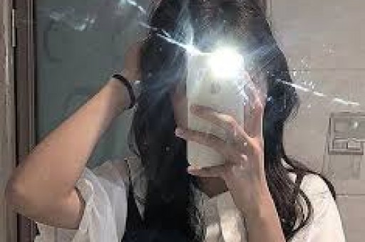 手握好牌却打得一塌糊涂过气明星仍旧“耍大牌”翻车早有征兆
